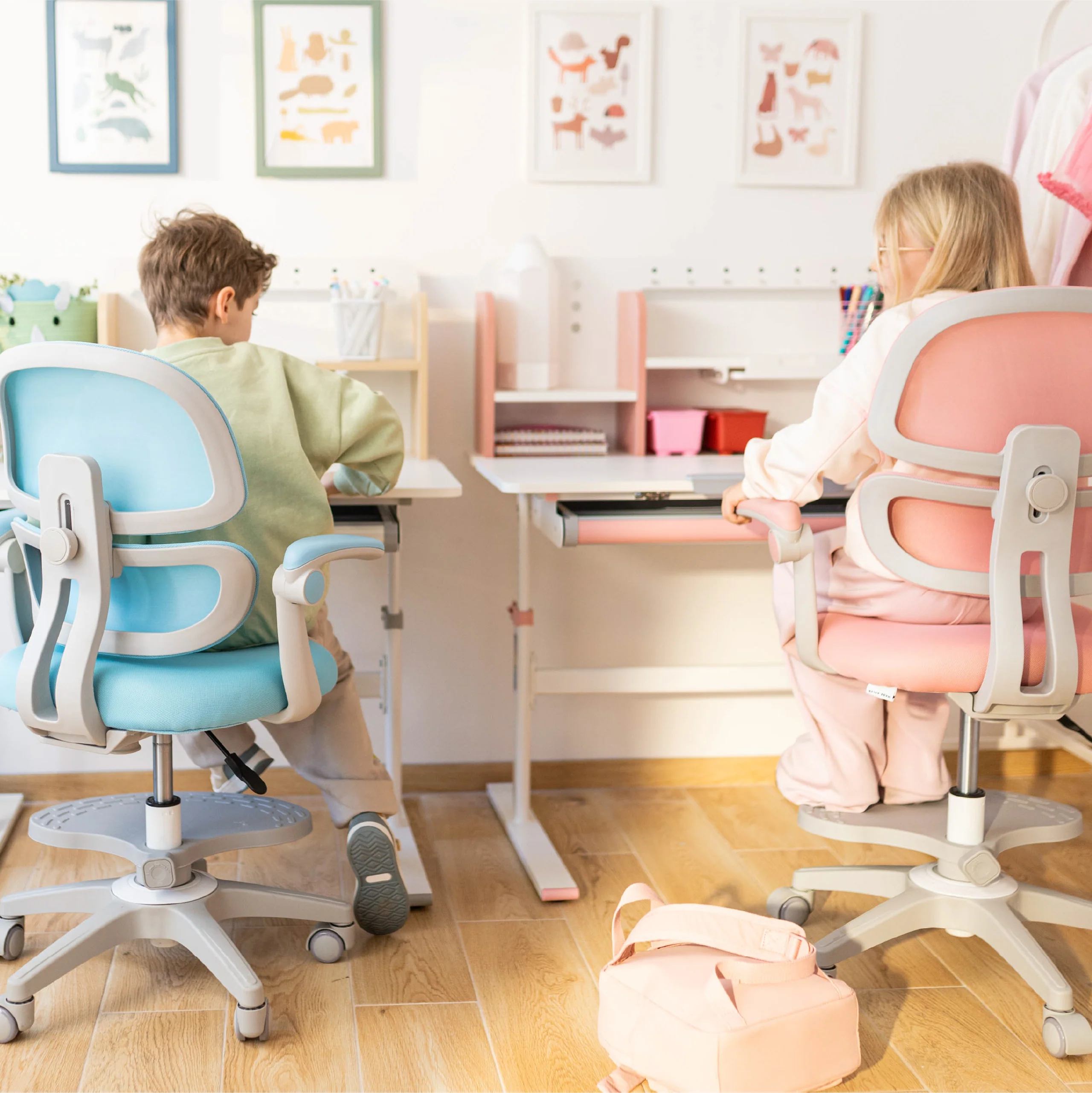 Ergonomischer Kinderstuhl Mark Adler Junior 4.4 Pink - Image 4