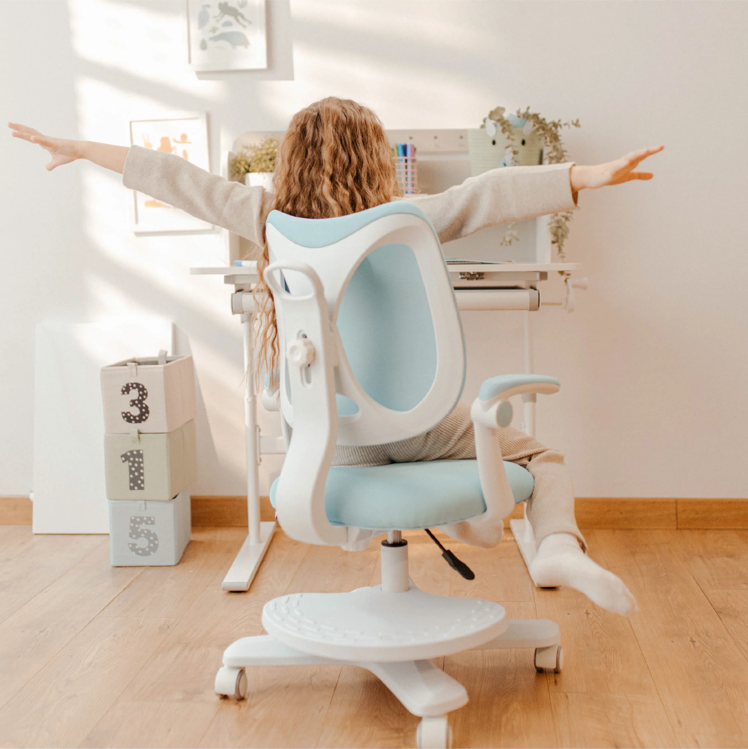 Mark Adler Junior 4.6 Blau ergonomischer Kinderstuhl - Image 2